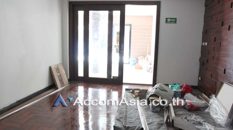  1  Studio Office Space For Rent in Sukhumvit ,Bangkok BTS Phrom Phong AA17557